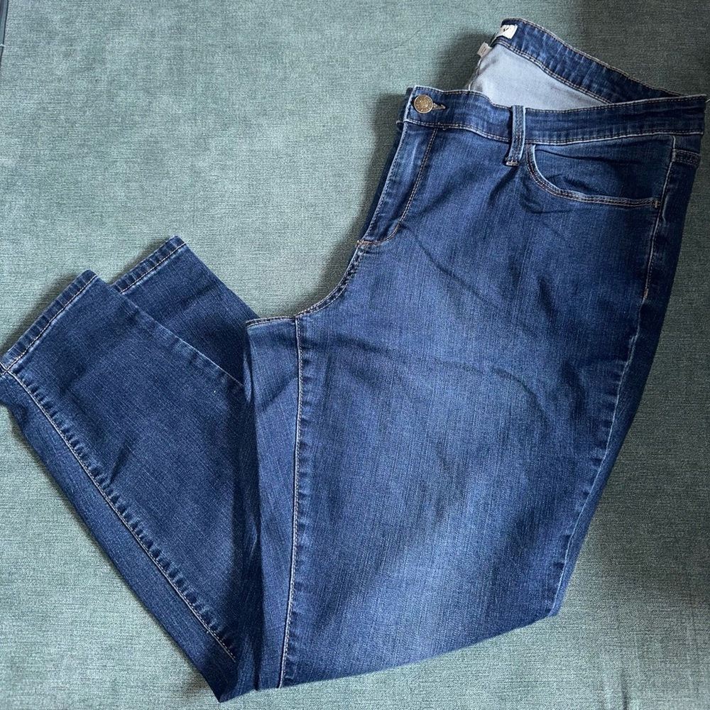 Women’s plus size skinny jeans size 18